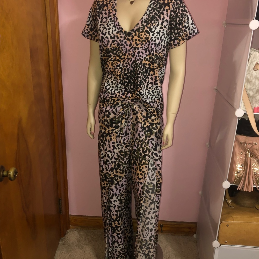 VERONICA BEARD TOP - Picture 5 of 5